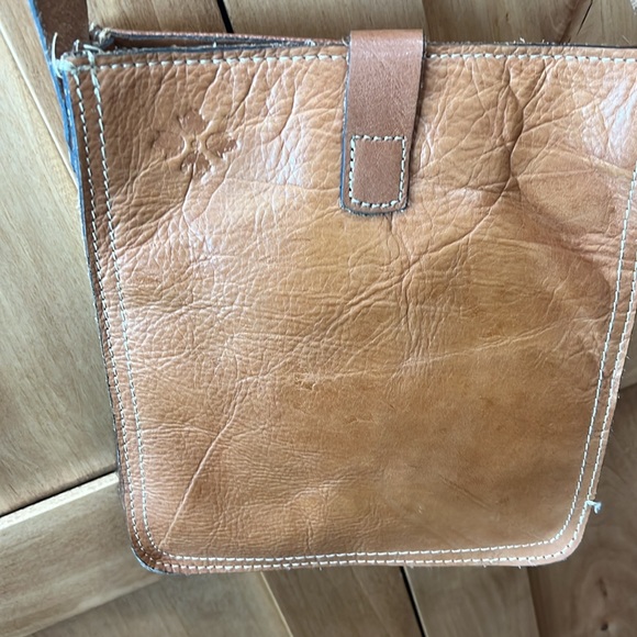 Perfect condition fur Patricia Nash crossbody purse - Picture 3 of 4